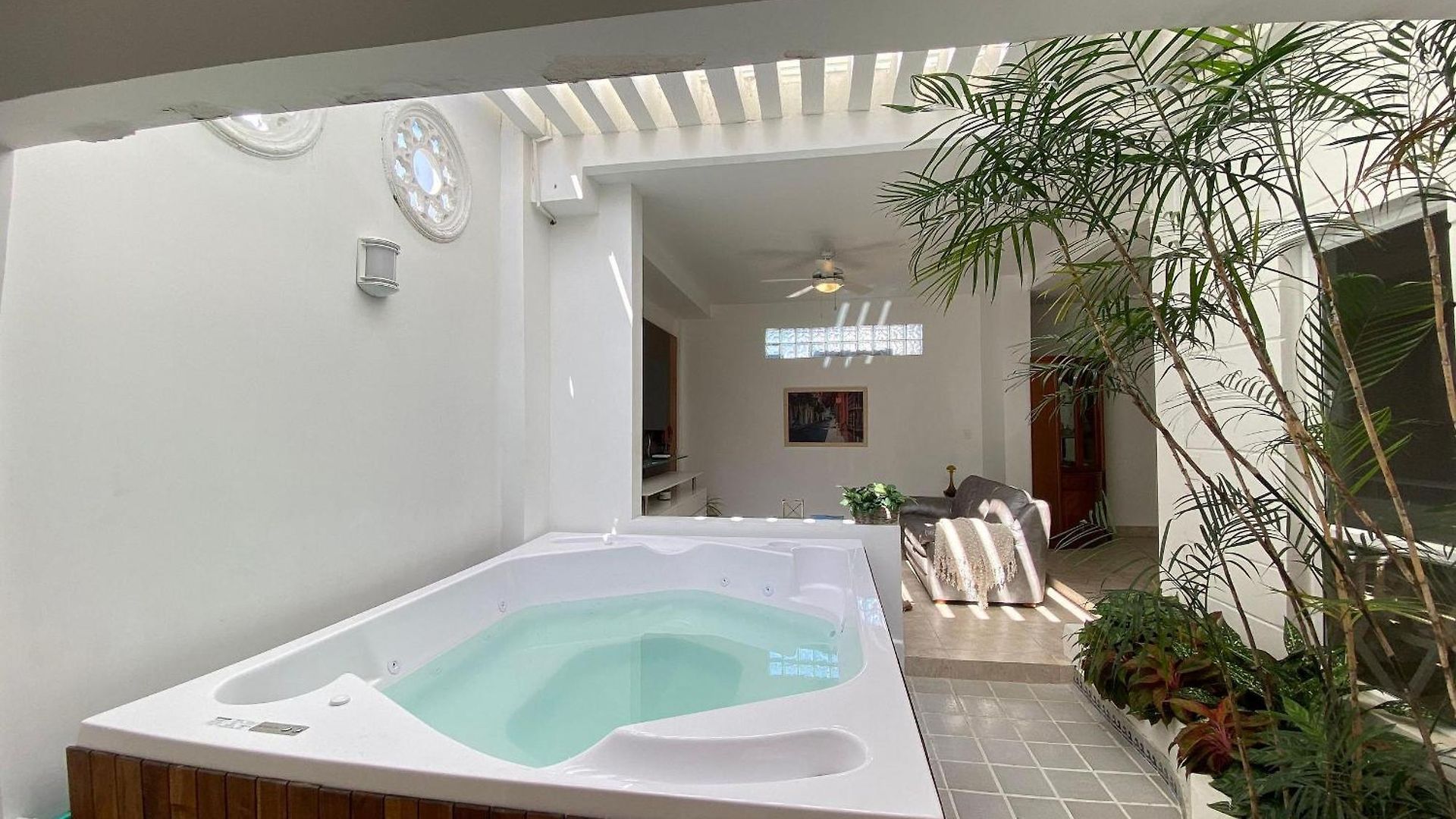 Casa De 5 Con Jacuzzi Сasa de vacaciones