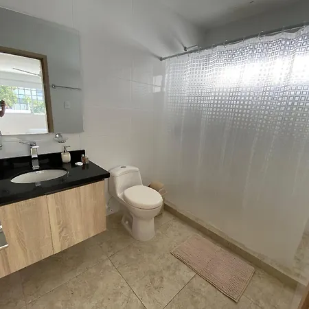 Casa De 5 Con Jacuzzi