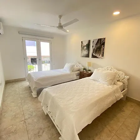 Casa De 5 Con Jacuzzi Сasa de vacaciones *