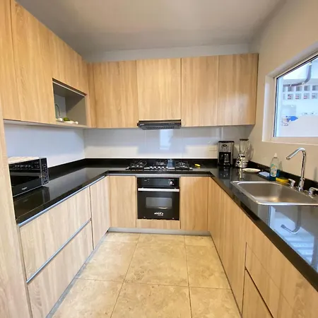 Сasa de vacaciones Casa De 5 Con Jacuzzi Cartagena