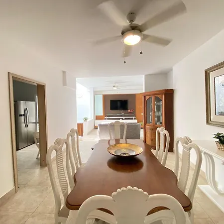 Casa De 5 Con Jacuzzi Сasa de vacaciones Cartagena