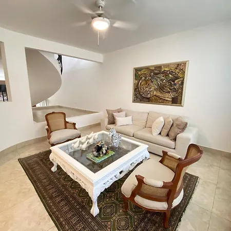 Casa De 5 Con Jacuzzi Cartagena